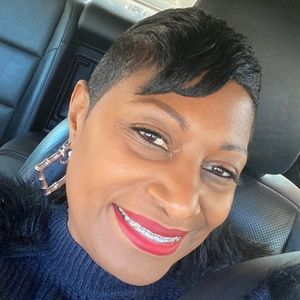 Meet your Posher, Tara